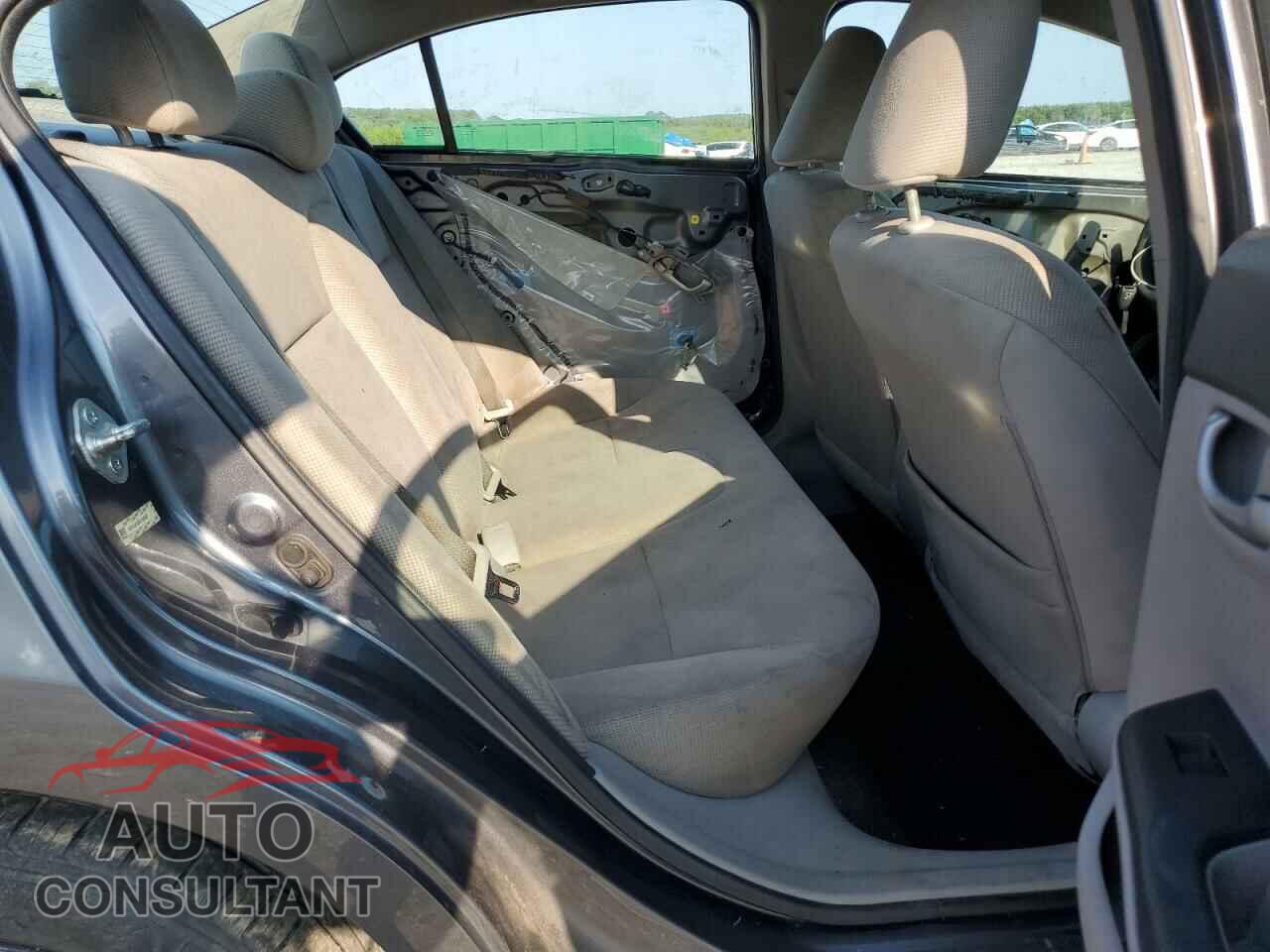 HONDA CIVIC 2012 - 19XFB2F53CE100592