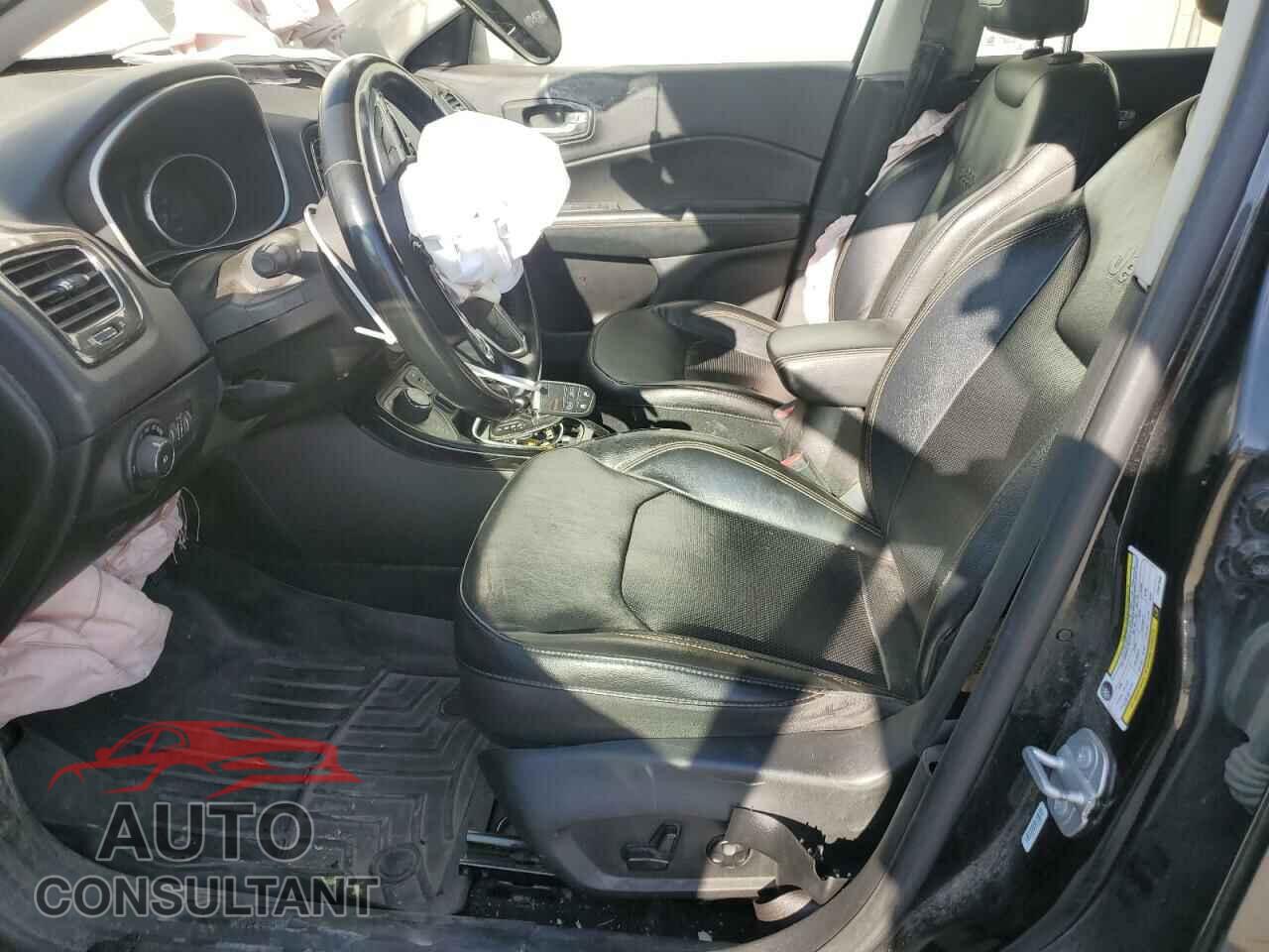JEEP COMPASS 2018 - 3C4NJDCB3JT341632