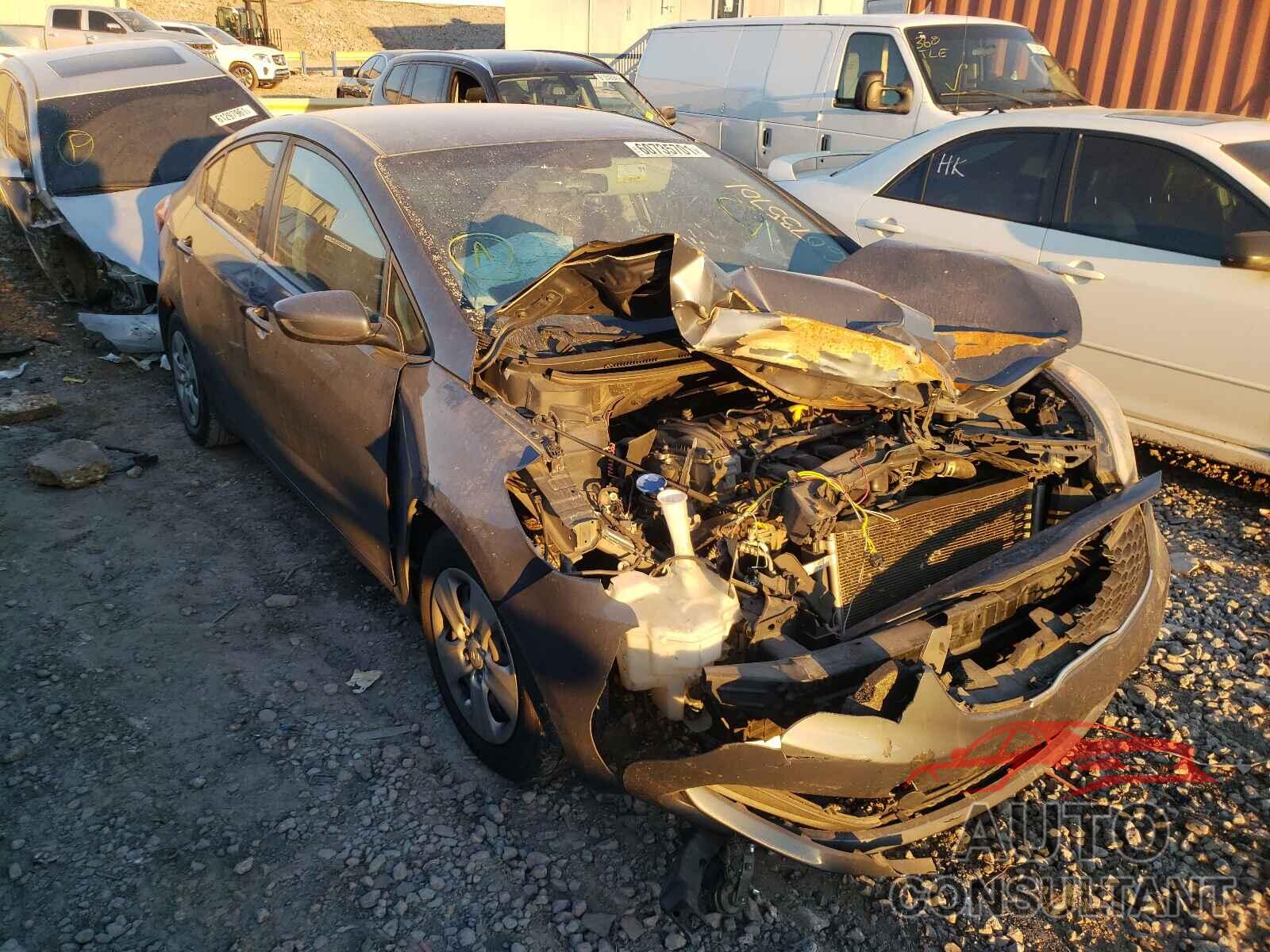 KIA FORTE 2016 - KNAFK4A68G5458393