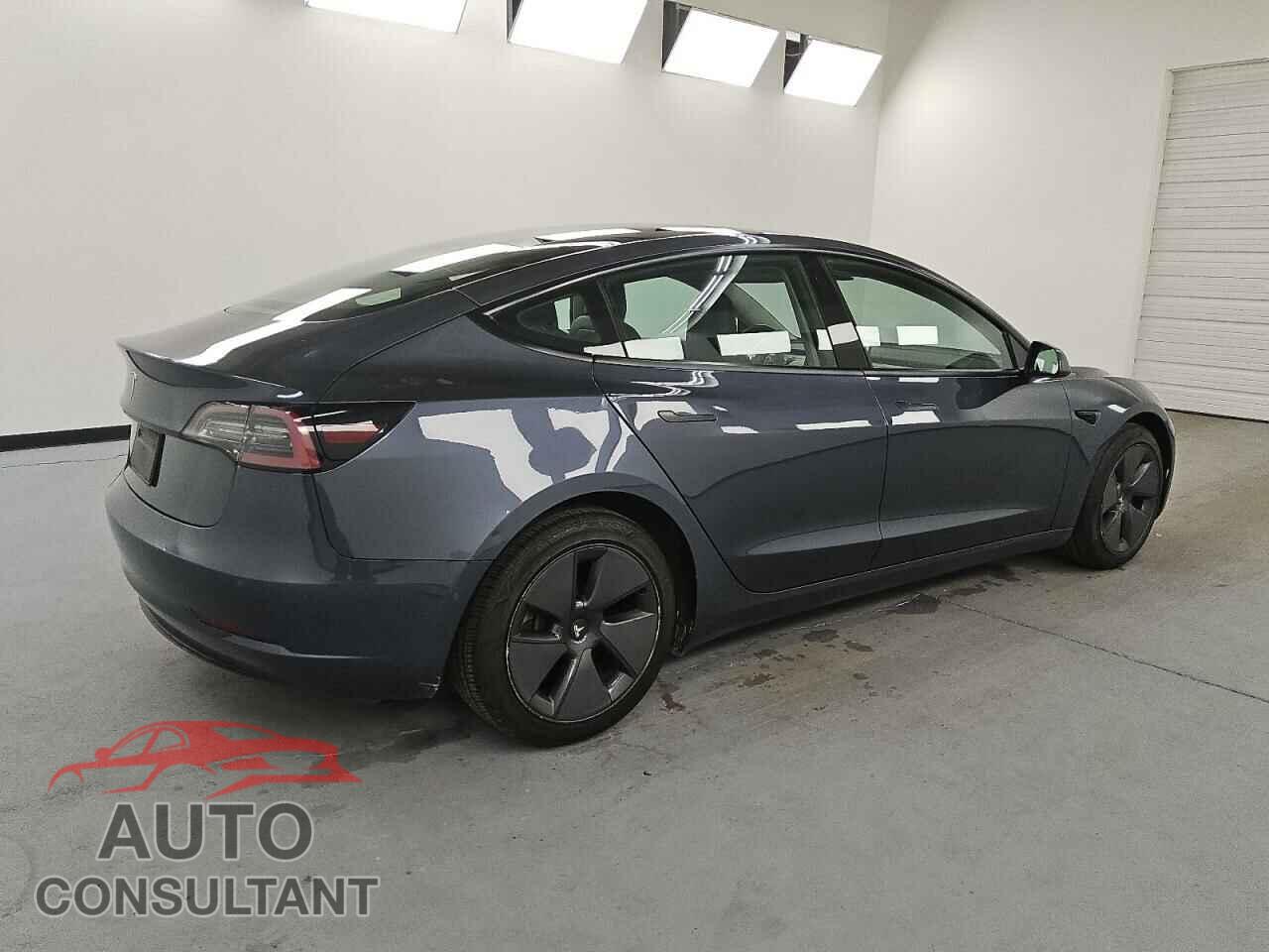 TESLA MODEL 3 2022 - 5YJ3E1EA9NF369387