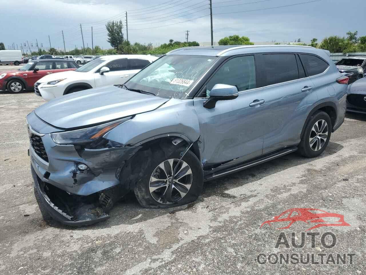 TOYOTA HIGHLANDER 2023 - 5TDKDRAH9PS009437