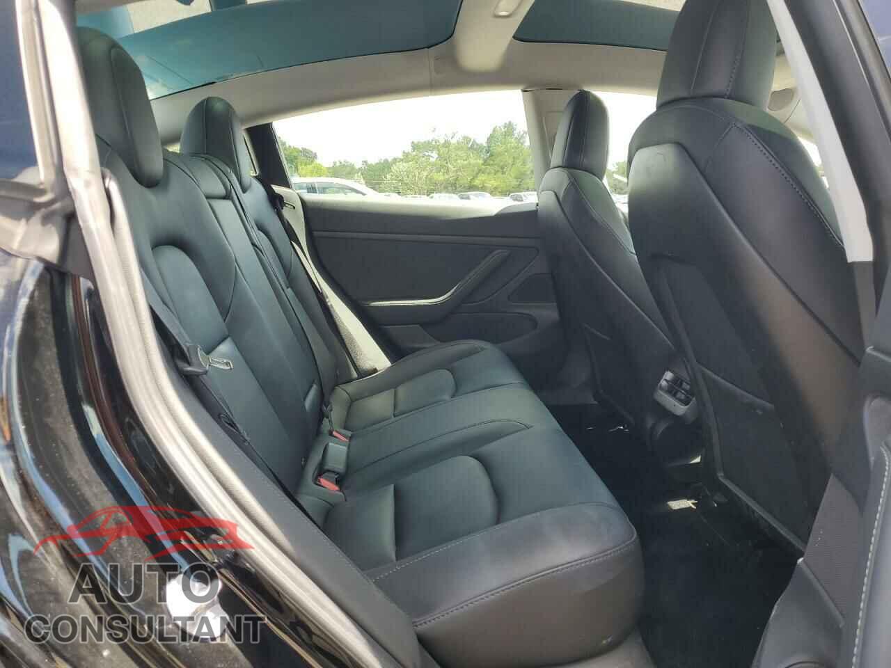 TESLA MODEL 3 2020 - 5YJ3E1EA3LF736457