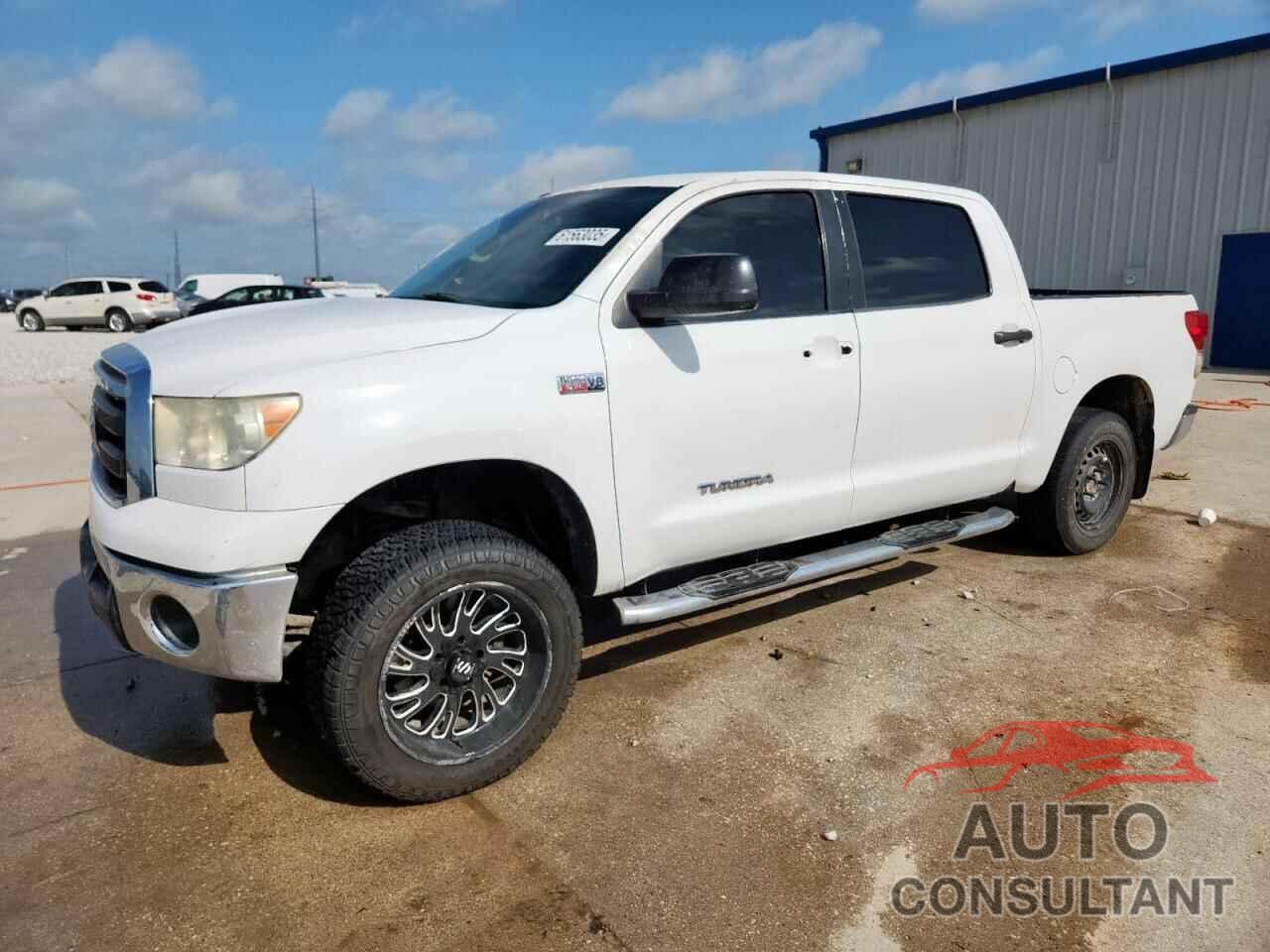 TOYOTA TUNDRA 2013 - 5TFEY5F18DX137115