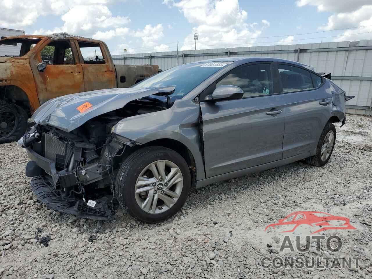 HYUNDAI ELANTRA 2019 - 5NPD84LF3KH445341