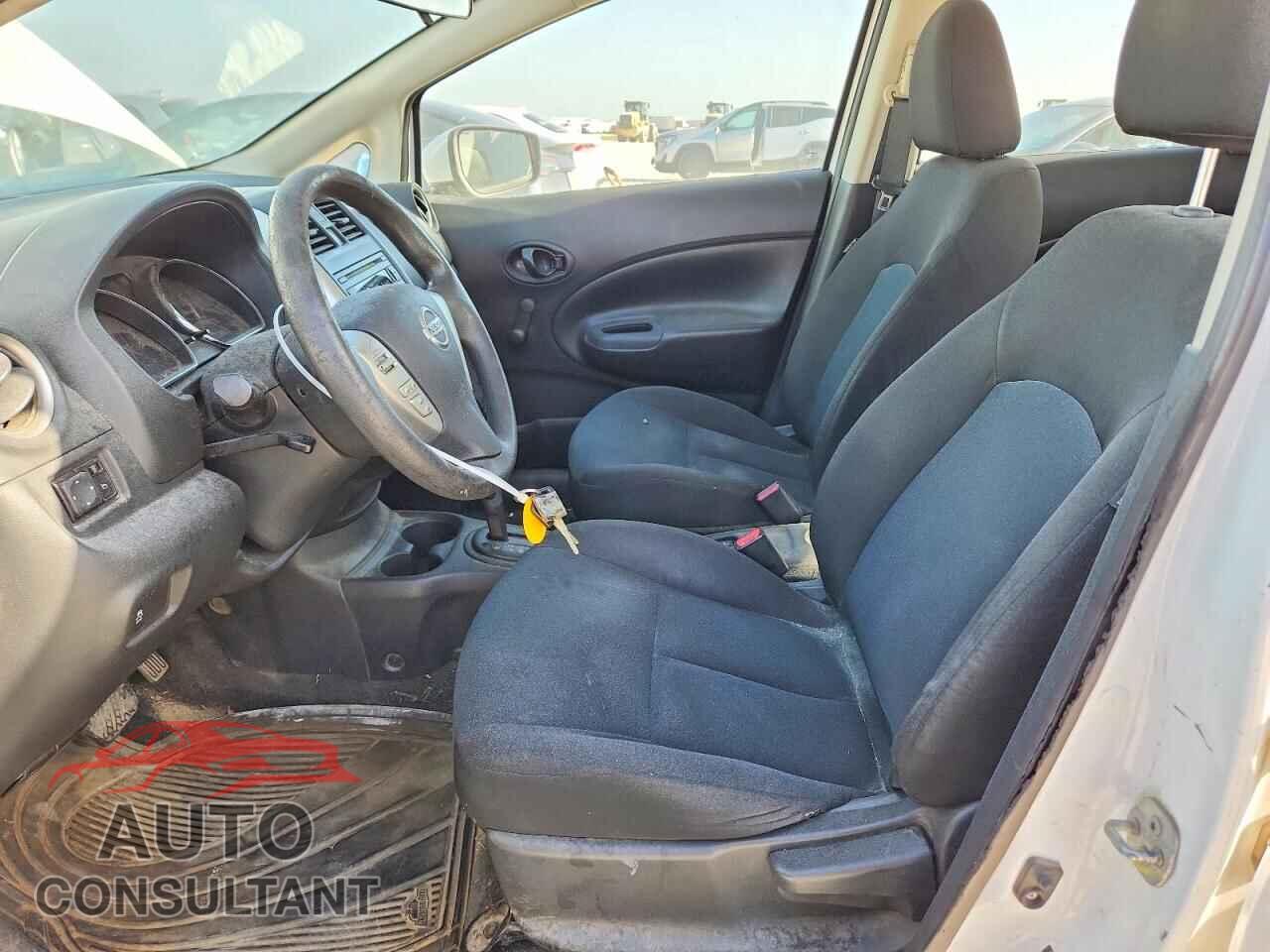 NISSAN VERSA 2016 - 3N1CE2CPXGL404880