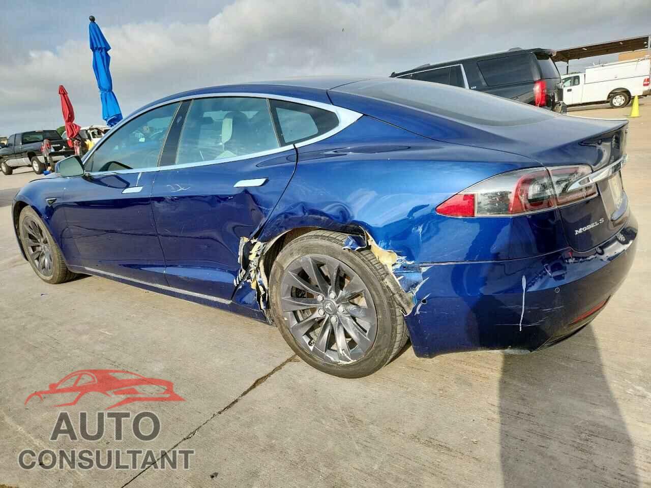 TESLA MODEL S 2018 - 5YJSA1E26JF275221