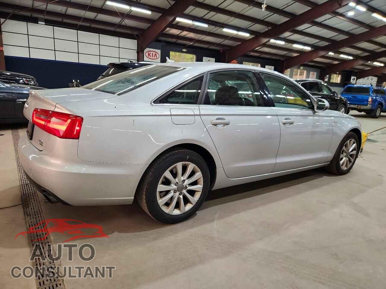 AUDI A6 2013 - WAUFGAFC6DN083422
