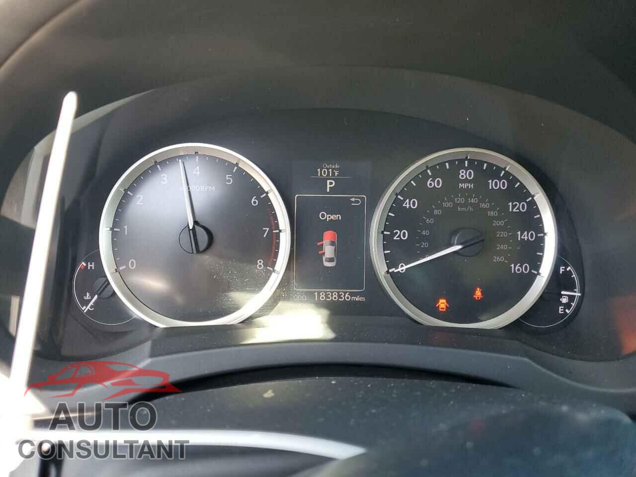 LEXUS IS 2015 - JTHBF1D23F5044819