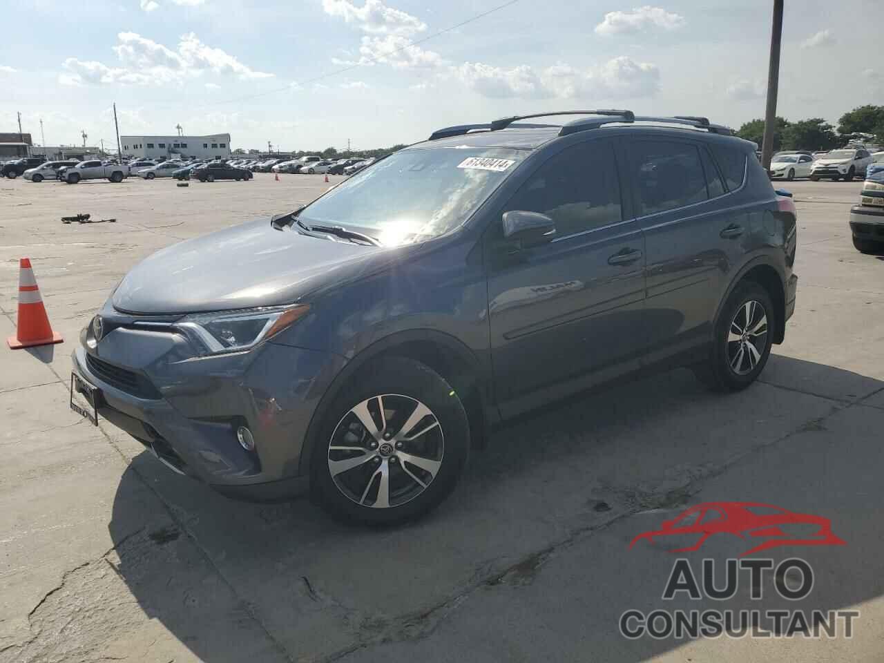 TOYOTA RAV4 2017 - JTMWFREV1HD093746