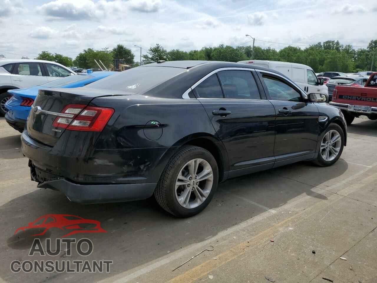 FORD TAURUS 2017 - 1FAHP2D85HG130455