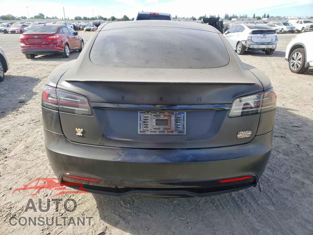 TESLA MODEL S 2022 - 5YJSA1E61NF486531