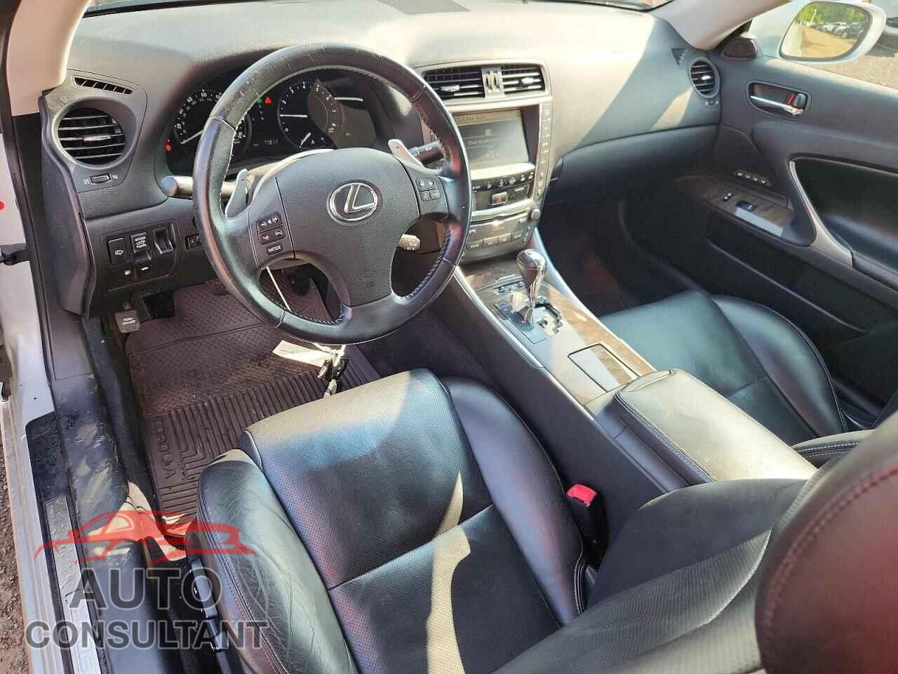LEXUS IS 2010 - JTHFF2C28A2509288