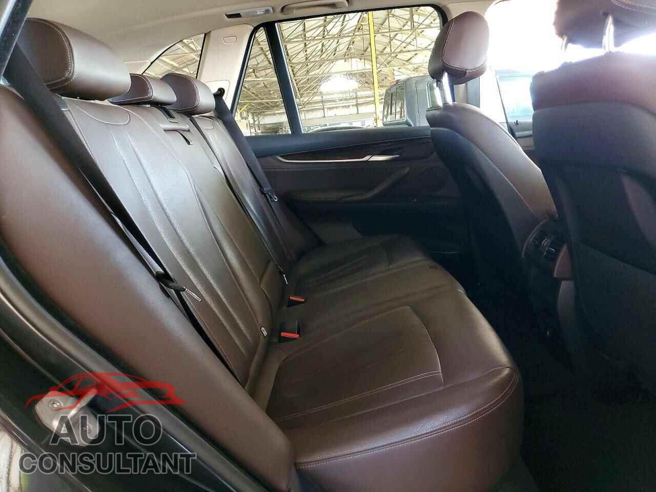 BMW X5 2014 - 5UXKR2C53E0C00459