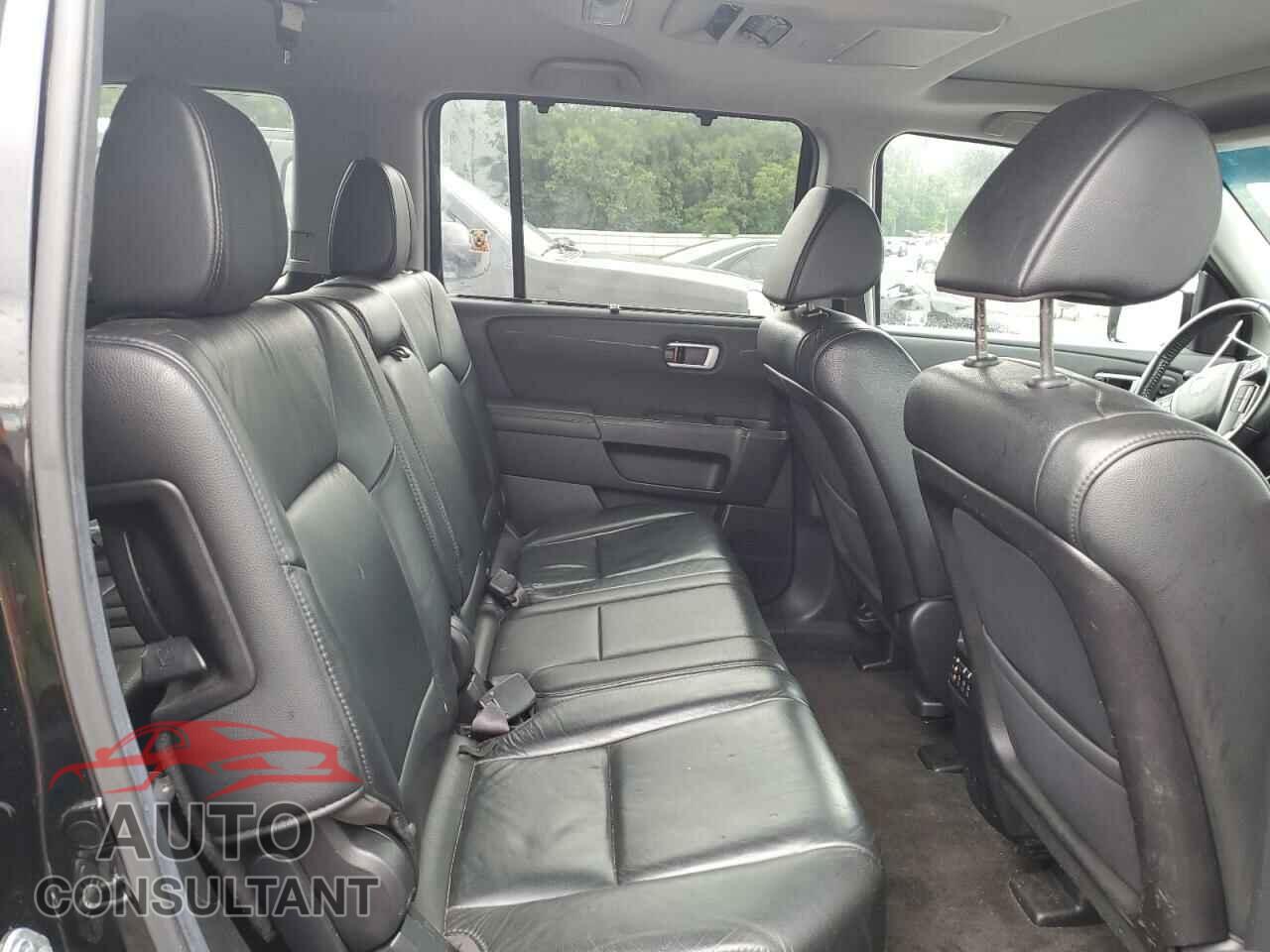 HONDA PILOT 2012 - 5FNYF4H93CB026190