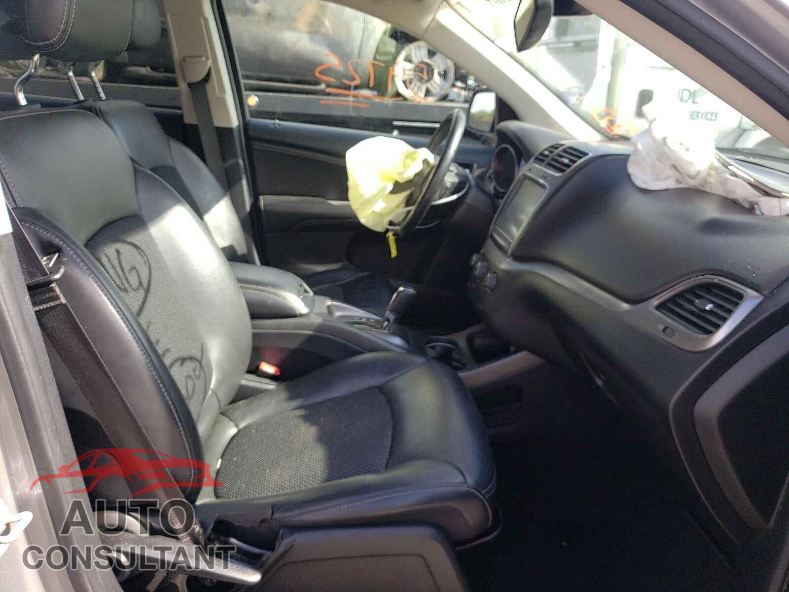 DODGE JOURNEY 2019 - 3C4PDDGG2KT860646