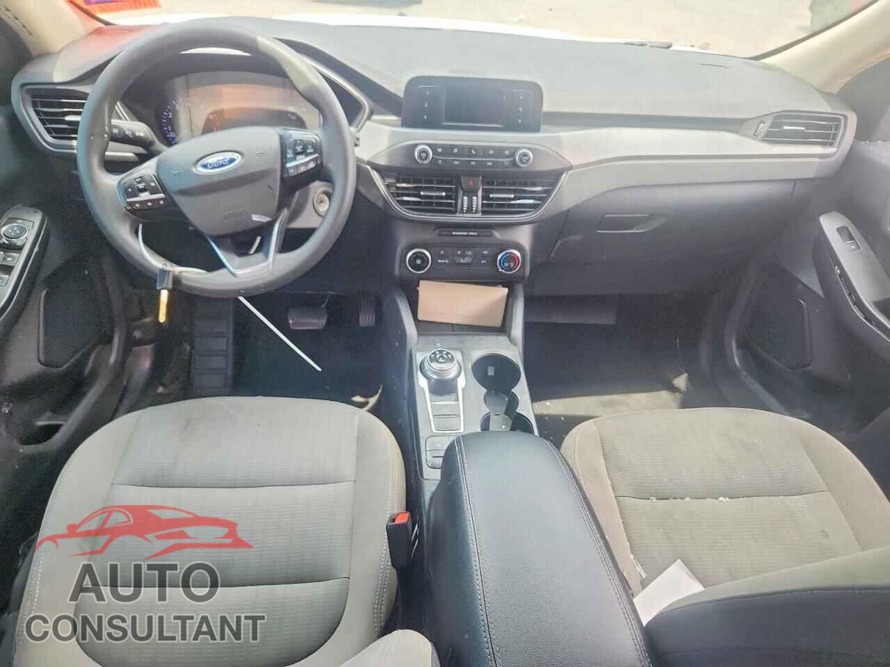 FORD ESCAPE 2020 - 1FMCU0F64LUA47120