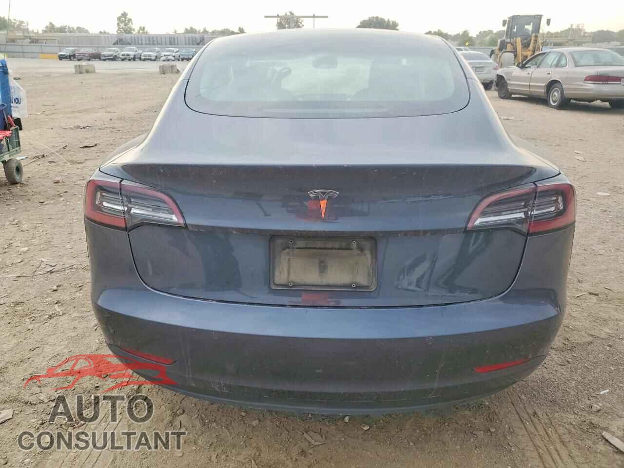 TESLA MODEL 3 2021 - 5YJ3E1EA0MF091641
