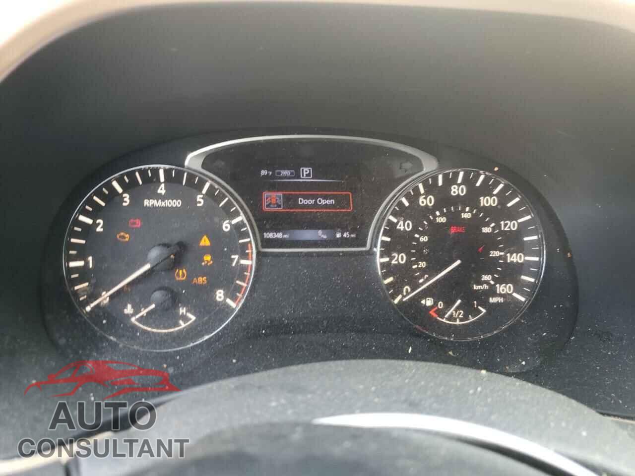NISSAN PATHFINDER 2017 - 5N1DR2MM3HC674147