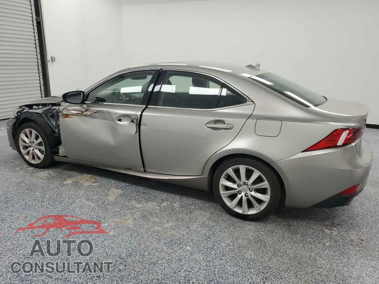 LEXUS IS 2016 - JTHBA1D21G5001578