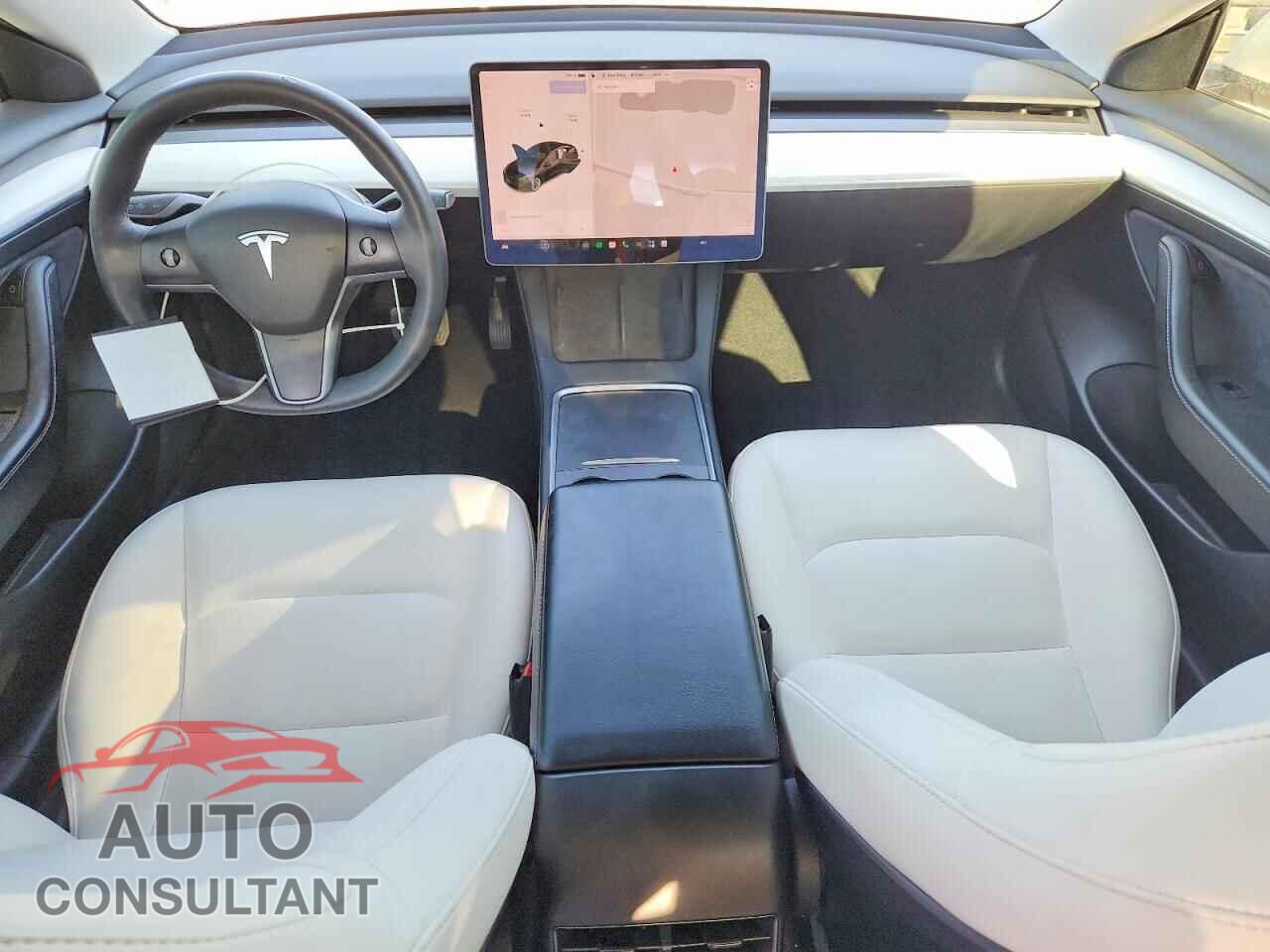 TESLA MODEL 3 2021 - 5YJ3E1EB3MF996710
