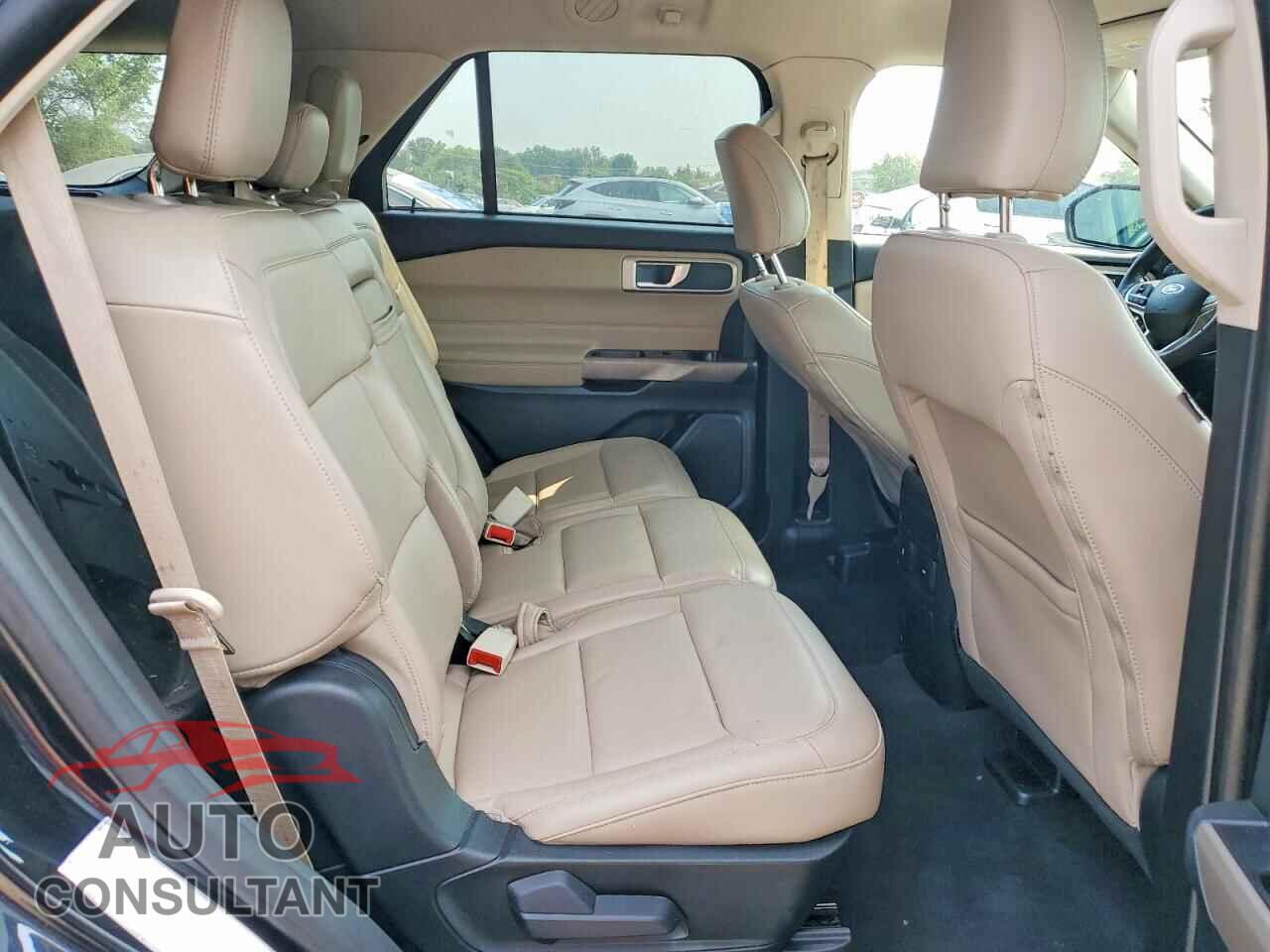 FORD EXPLORER 2024 - 1FMSK7DH1RGA28854