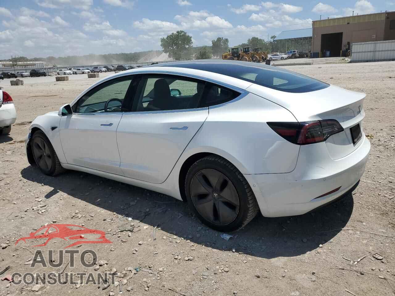 TESLA MODEL 3 2019 - 5YJ3E1EB1KF511901