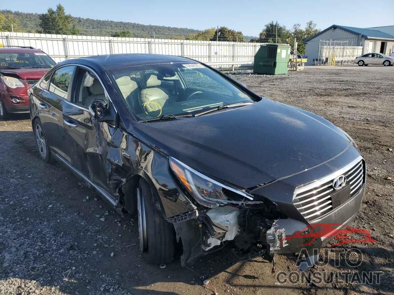 HYUNDAI SONATA 2017 - KMHE54L24HA045066