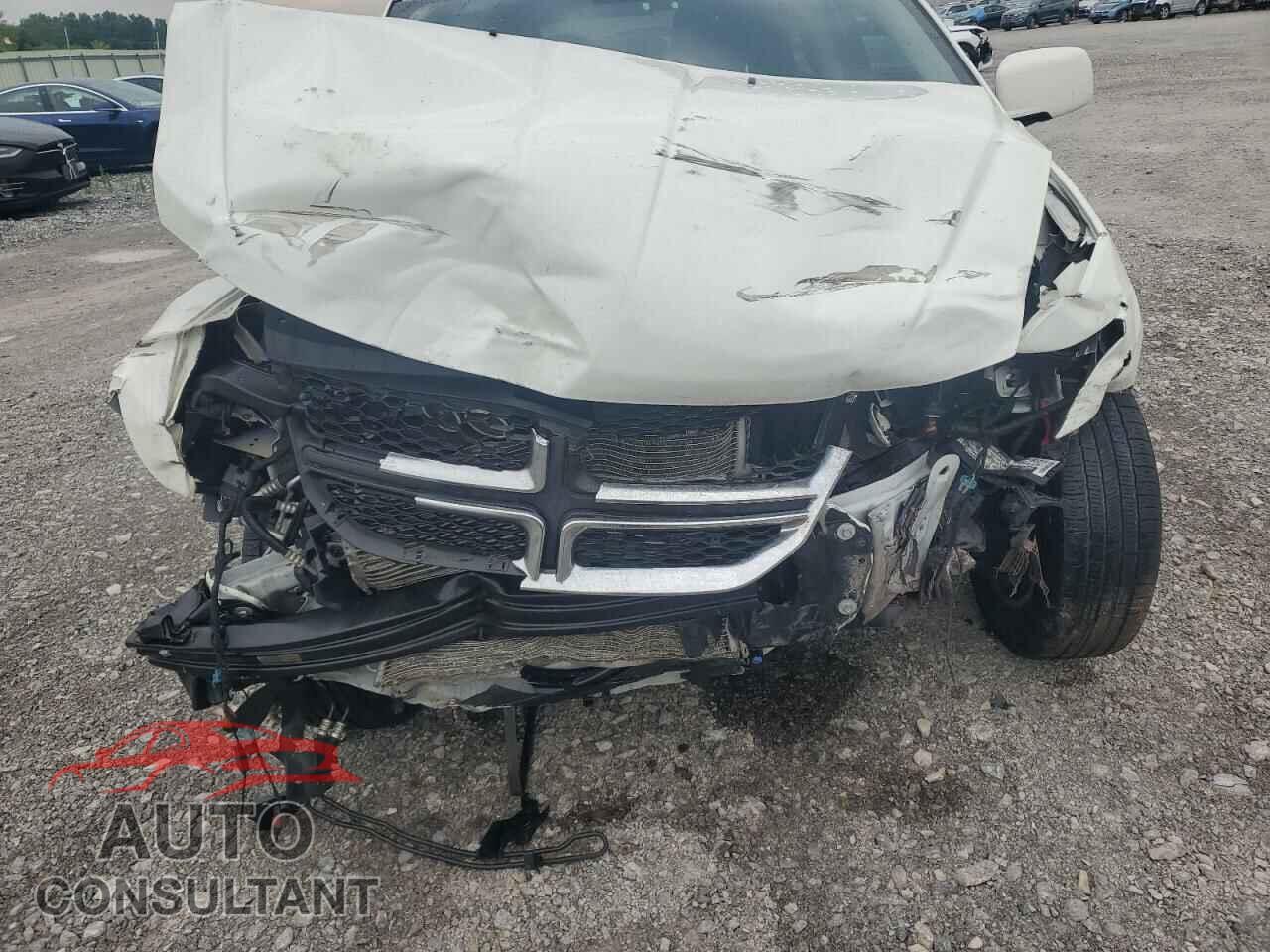 DODGE JOURNEY 2017 - 3C4PDCBB2HT601492