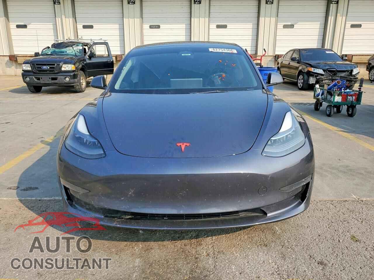 TESLA MODEL 3 2022 - 5YJ3E1EB8NF160568
