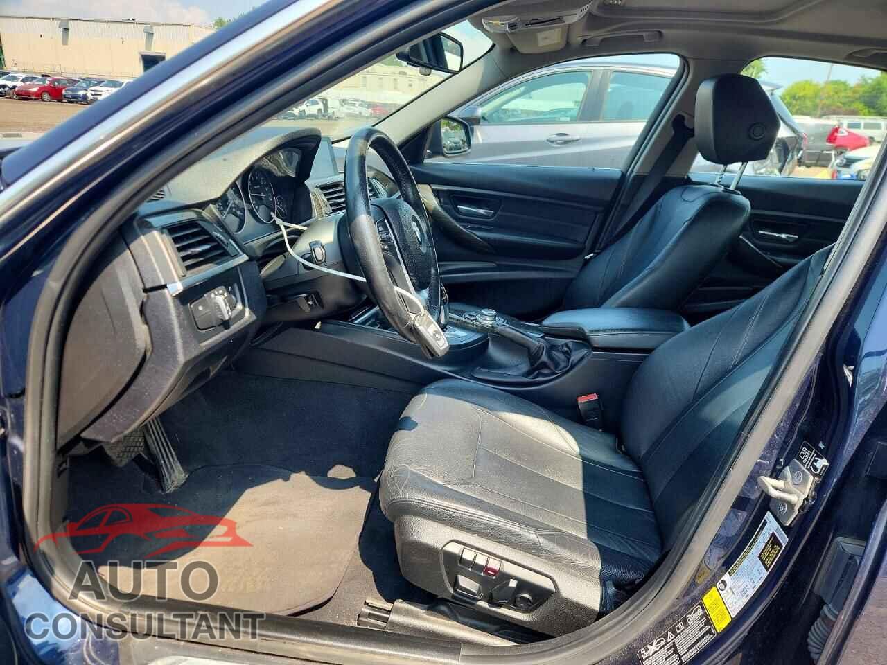 BMW 3 SERIES 2013 - WBA3B5C59DF596754