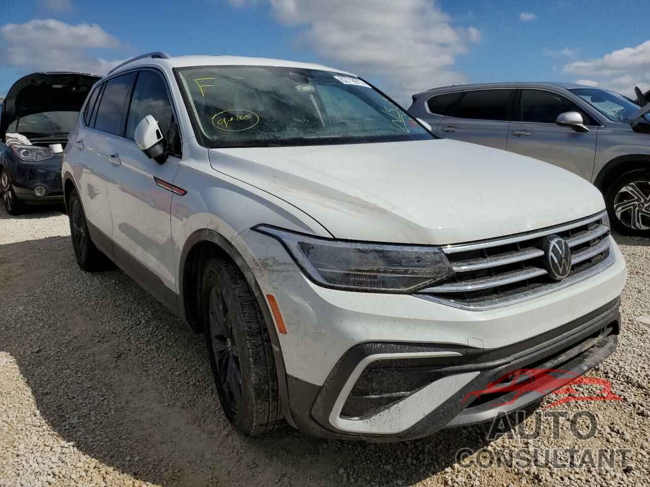 VOLKSWAGEN TIGUAN 2022 - 3VV3B7AX3NM044639