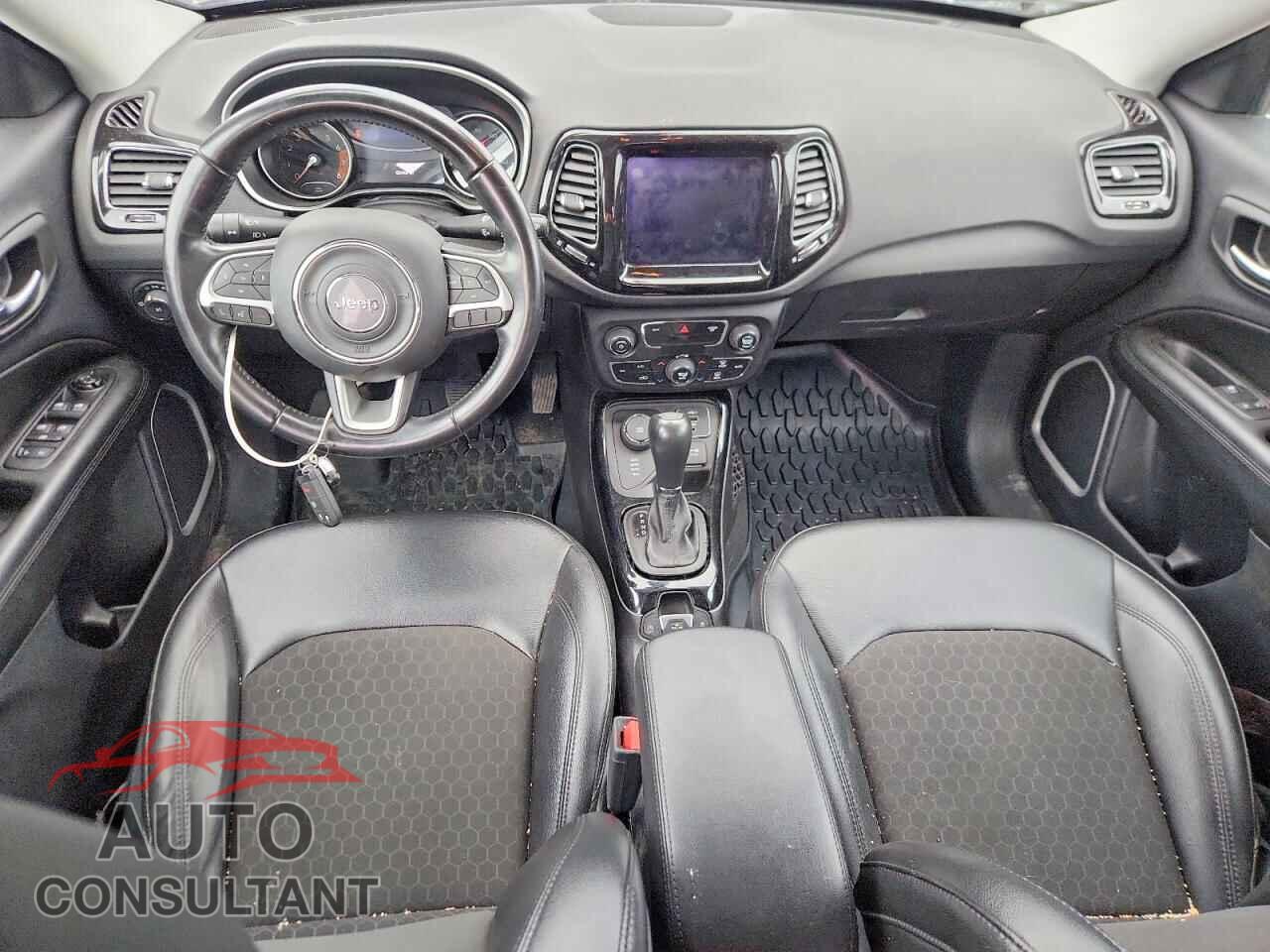 JEEP COMPASS 2020 - 3C4NJDBB9LT157073