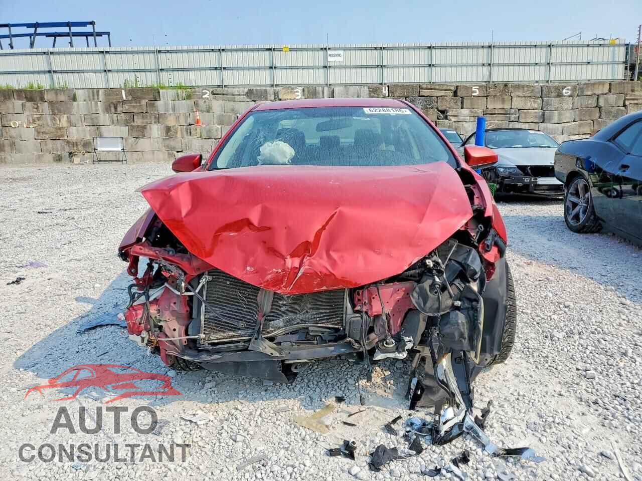 TOYOTA COROLLA 2015 - 2T1BURHEXFC378844