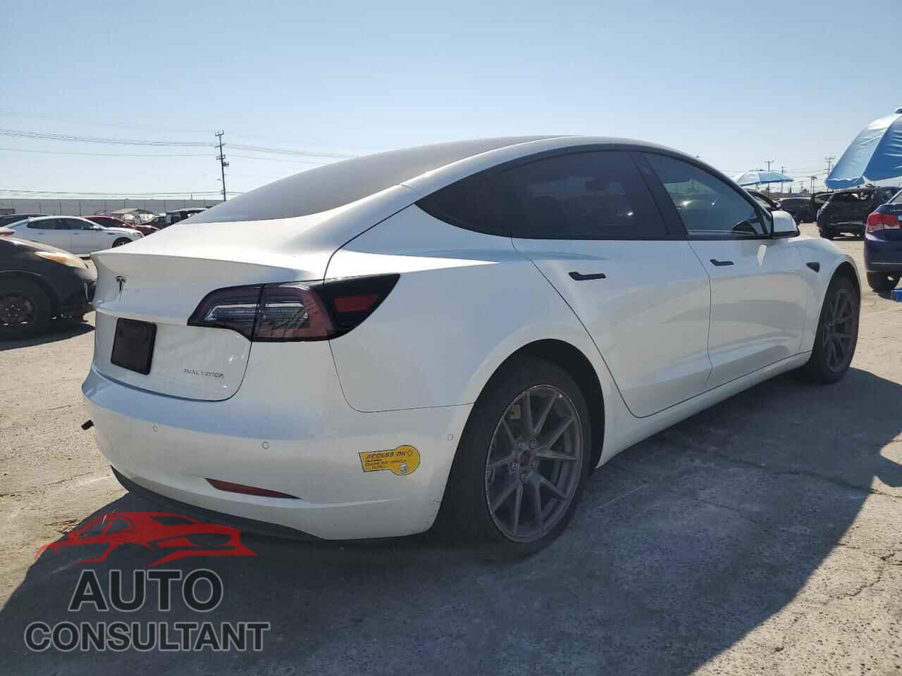 TESLA MODEL 3 2022 - 5YJ3E1EB4NF337469