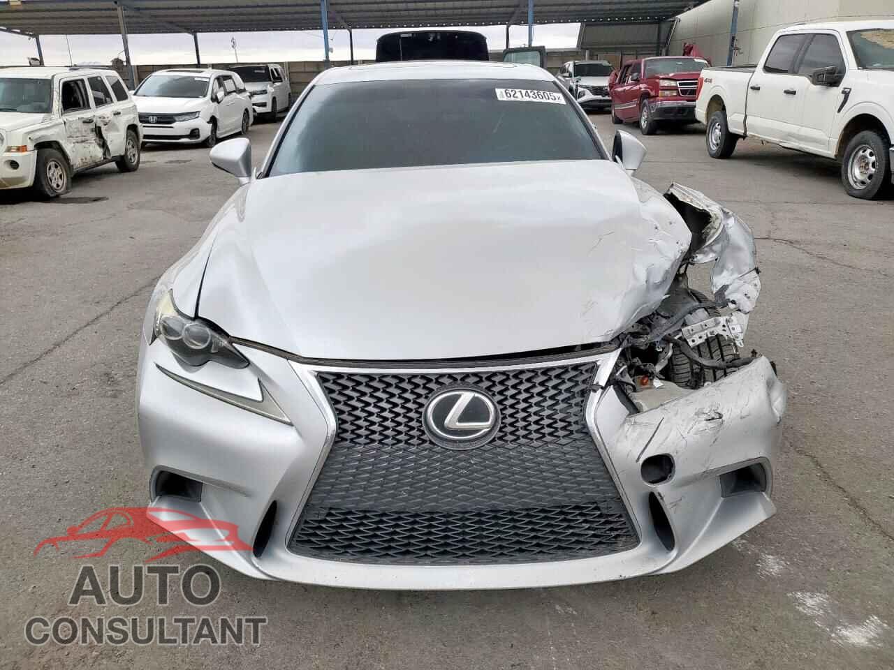 LEXUS IS 2015 - JTHBF1D20F5082749