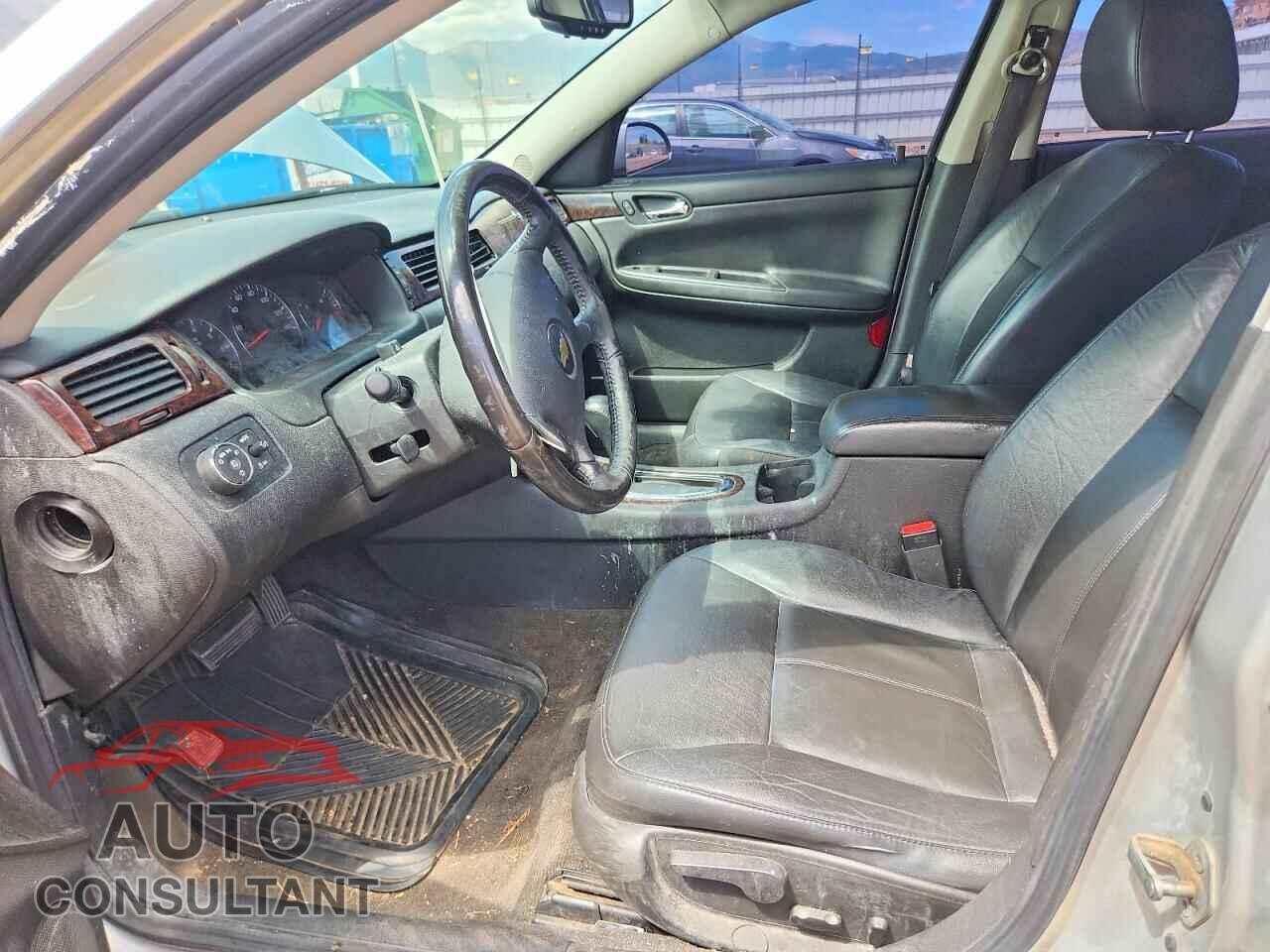 CHEVROLET IMPALA 2013 - 2G1WC5E32D1105997