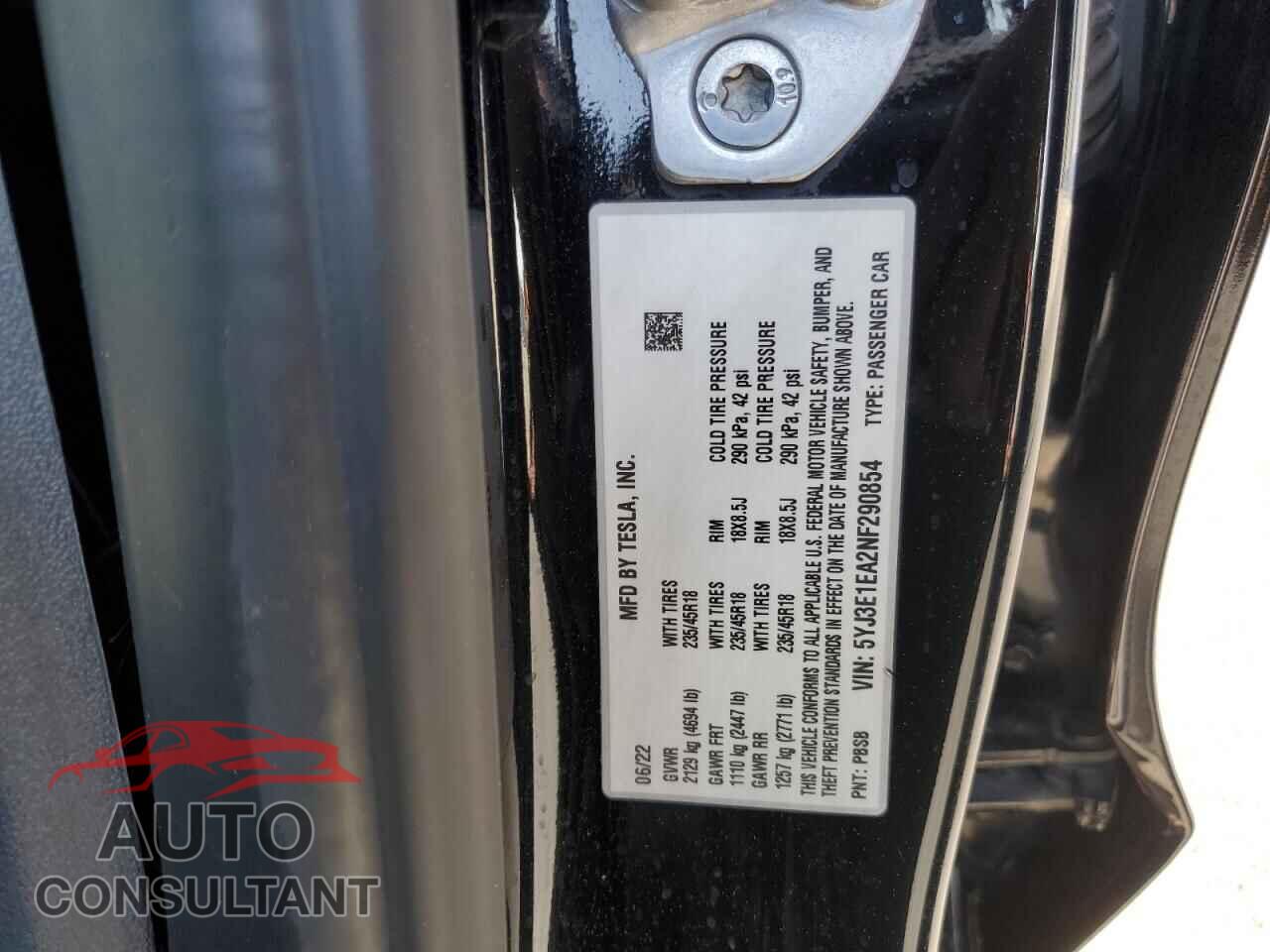 TESLA MODEL 3 2022 - 5YJ3E1EA2NF290854