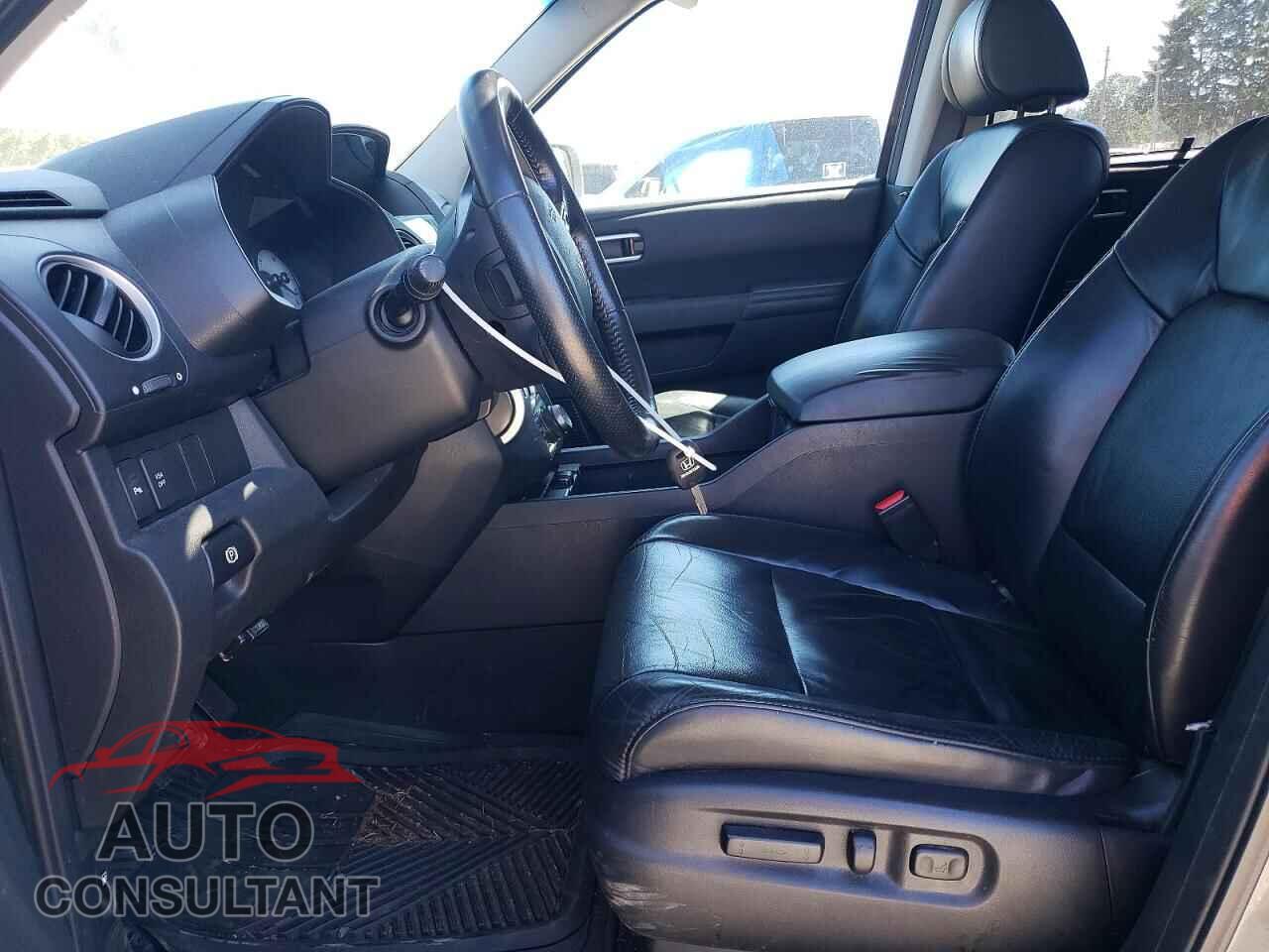 HONDA PILOT 2011 - 5FNYF3H99BB035792