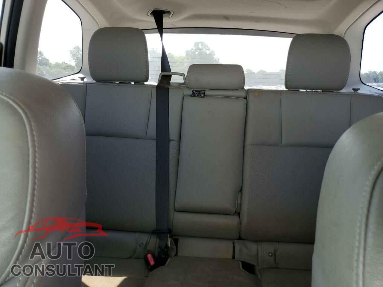 SUBARU FORESTER 2014 - JF2SJAMC8EH430451