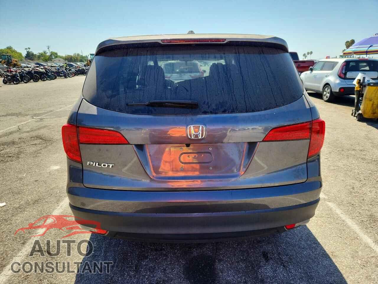HONDA PILOT 2018 - 5FNYF5H33JB020114