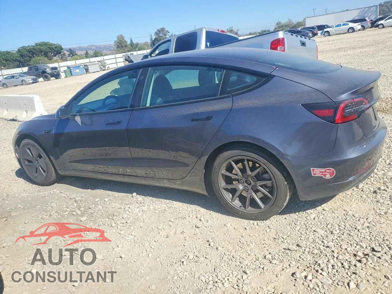 TESLA MODEL 3 2023 - 5YJ3E1EA7PF646735