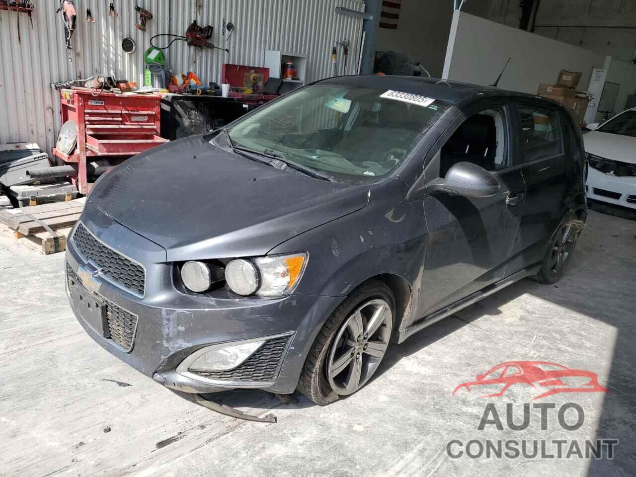 CHEVROLET SONIC 2013 - 1G1JG6SB4D4141677