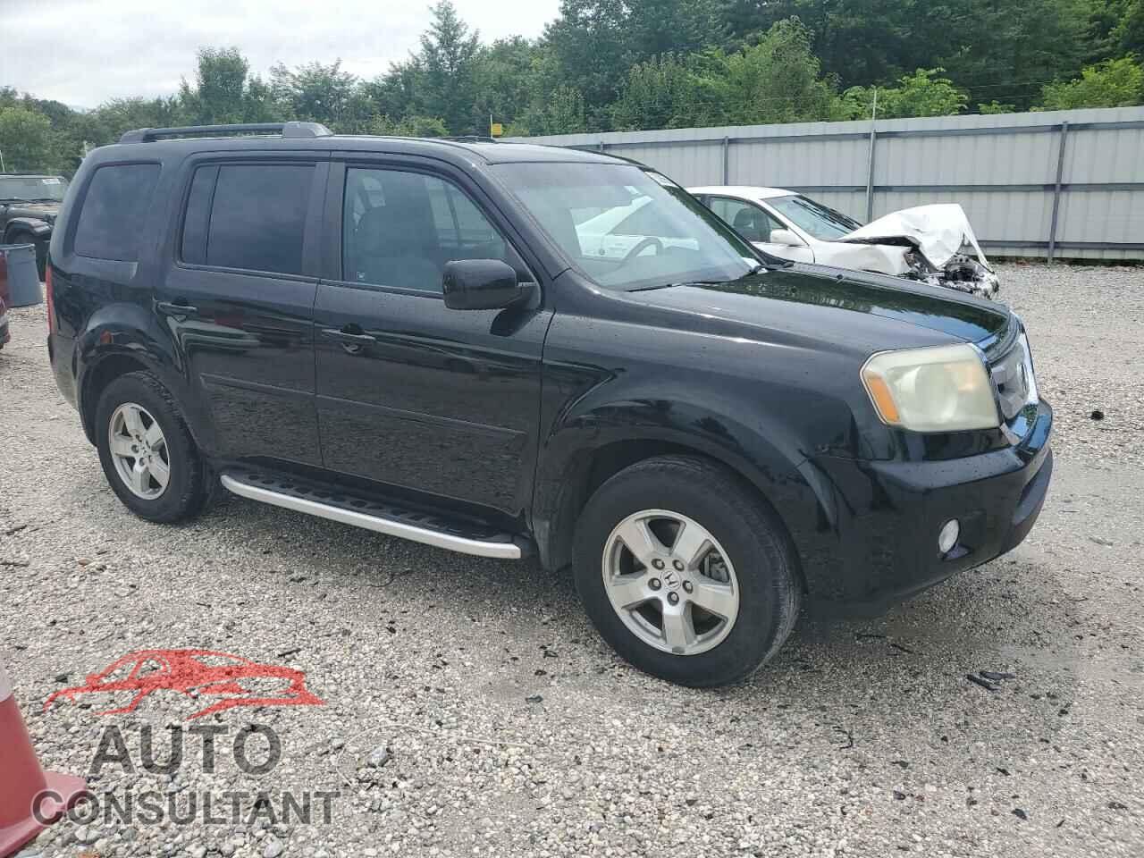 HONDA PILOT 2011 - 5FNYF4H51BB065114