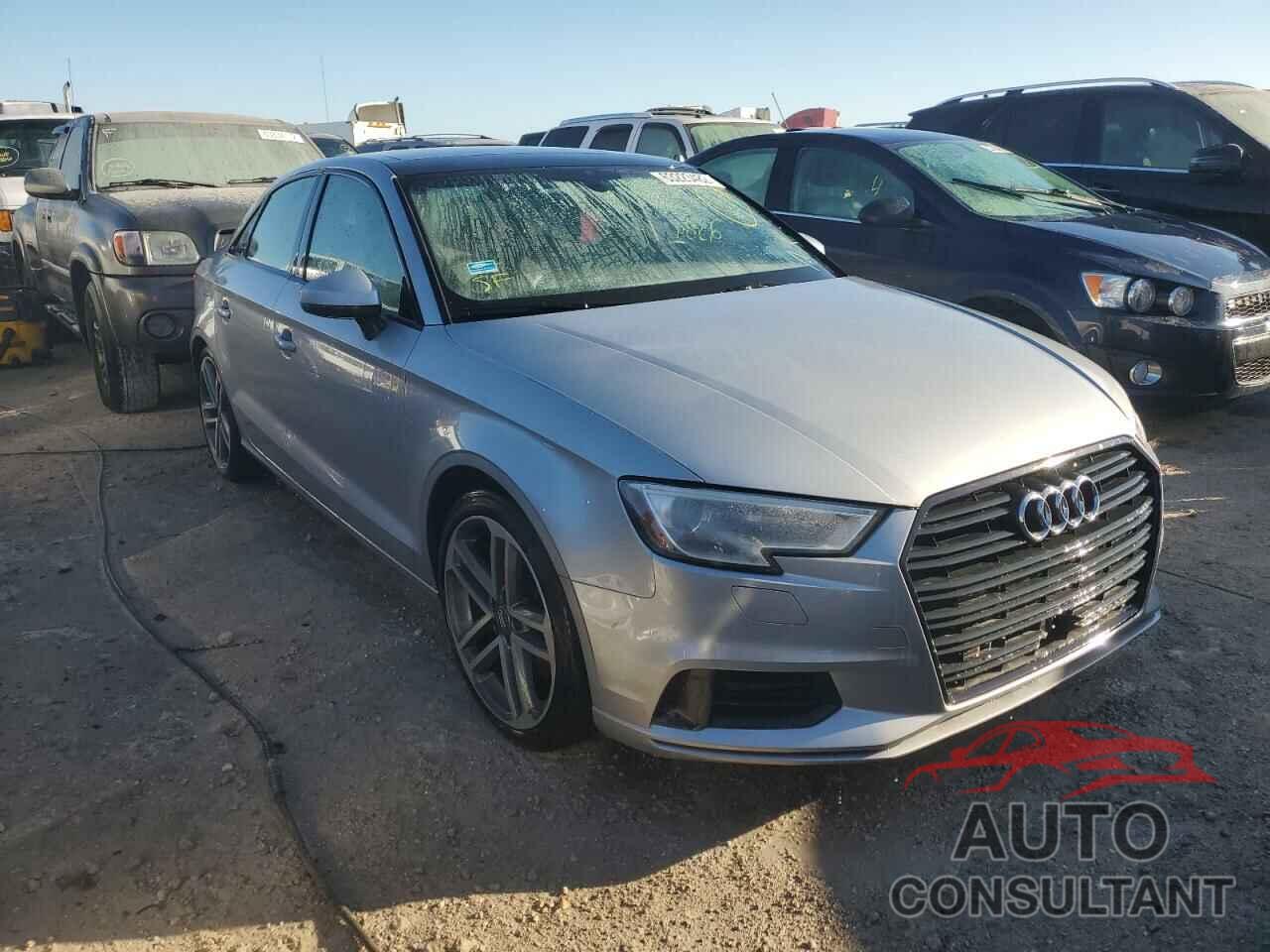 AUDI A3 2019 - WAUAUGFF5KA125969