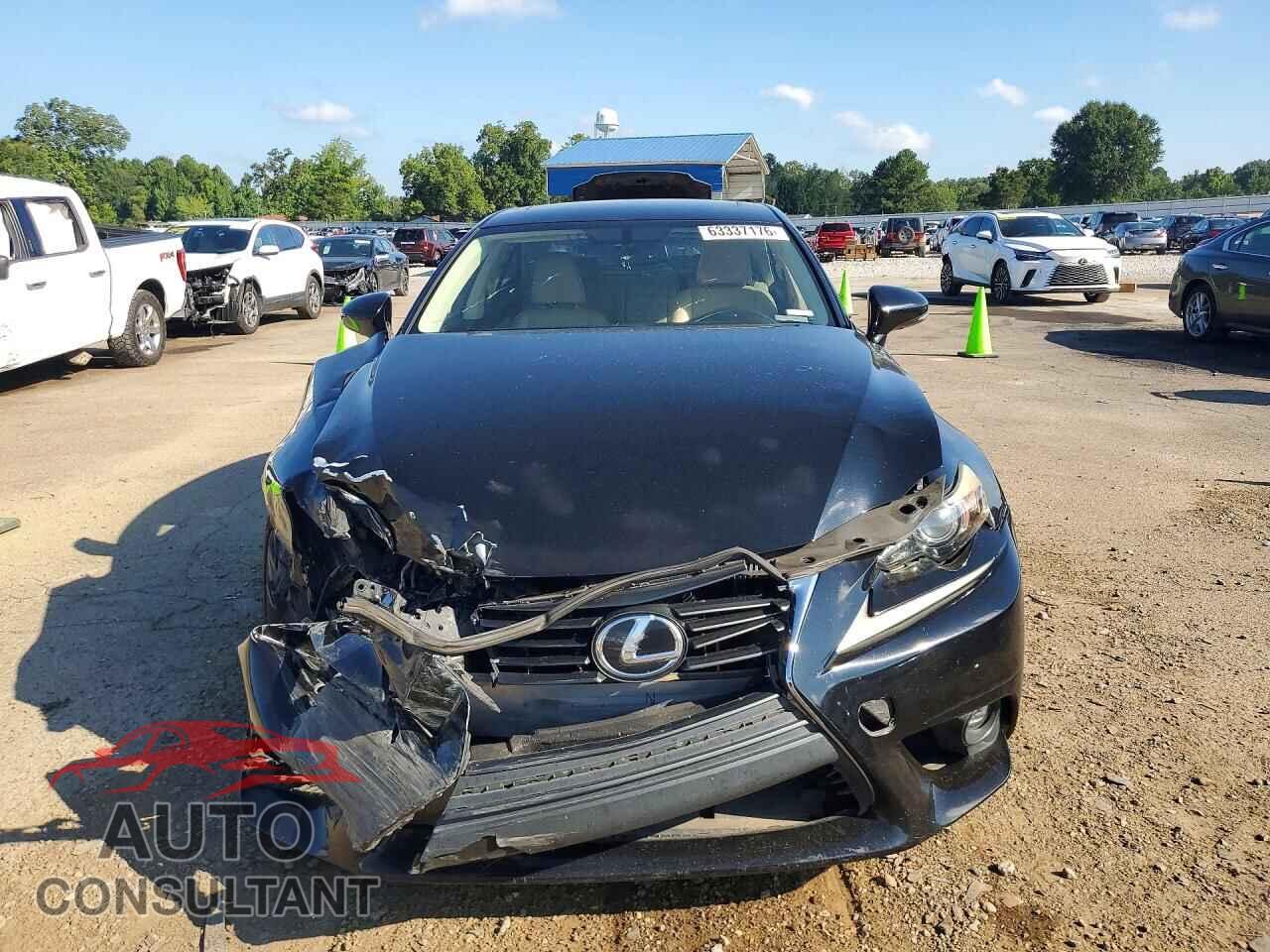 LEXUS IS 2015 - JTHBF1D2XF5075145