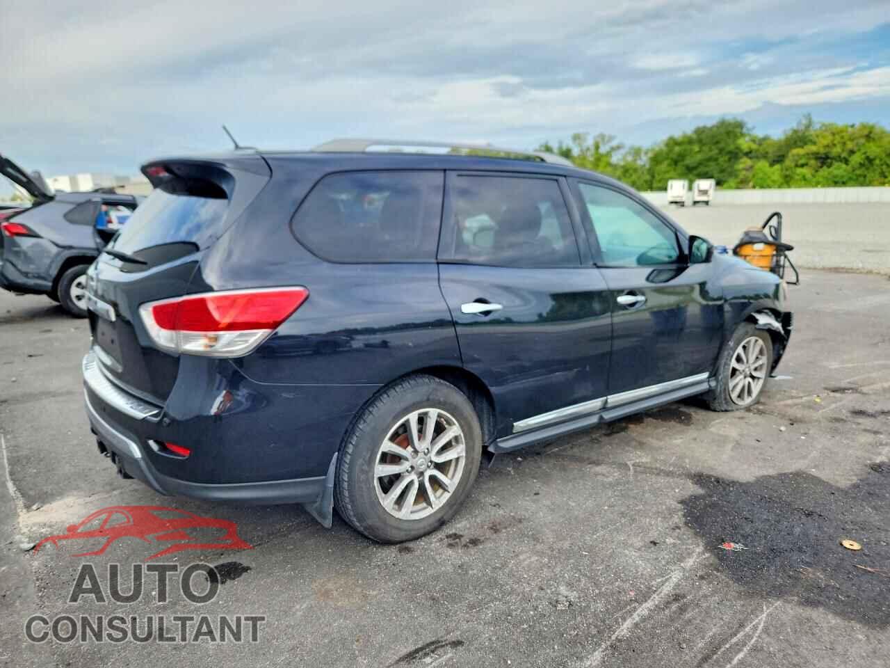 NISSAN PATHFINDER 2015 - 5N1AR2MM8FC656341