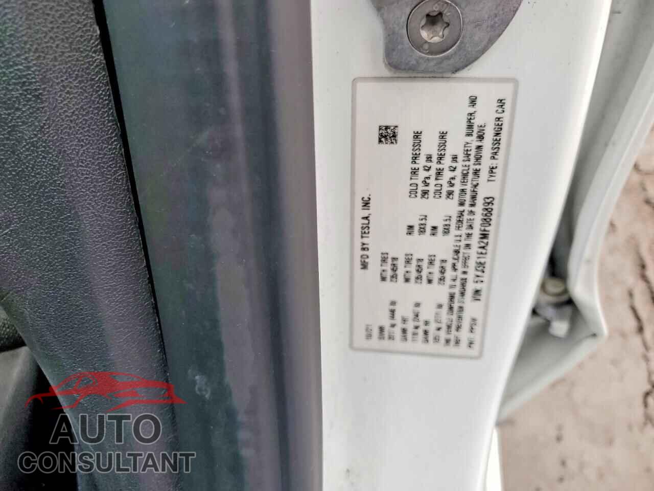 TESLA MODEL 3 2021 - 5YJ3E1EA2MF086893