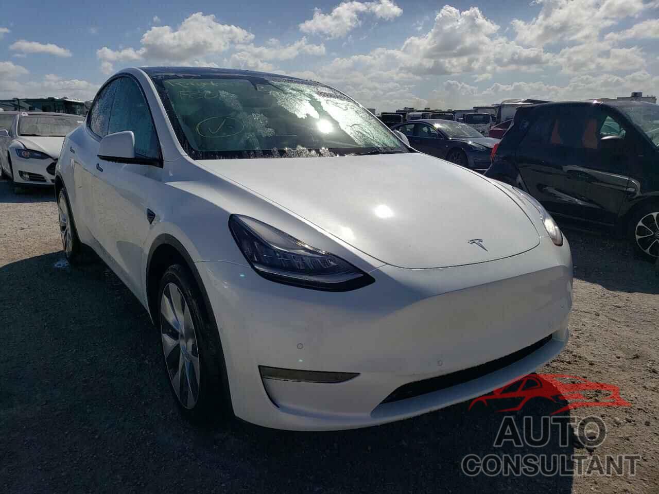 TESLA MODEL Y 2021 - 5YJYGDEE8MF088006