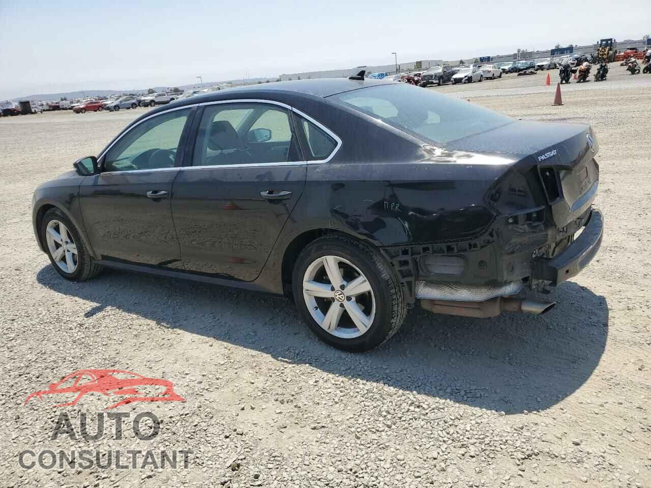 VOLKSWAGEN PASSAT 2014 - 1VWBP7A37EC003342