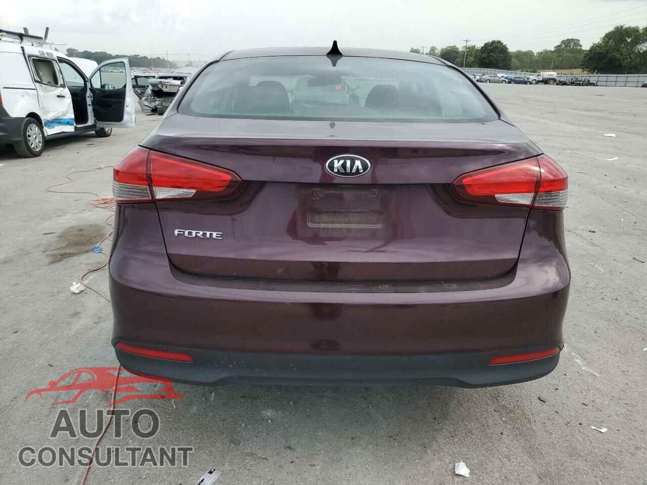 KIA FORTE 2017 - 3KPFK4A74HE044853